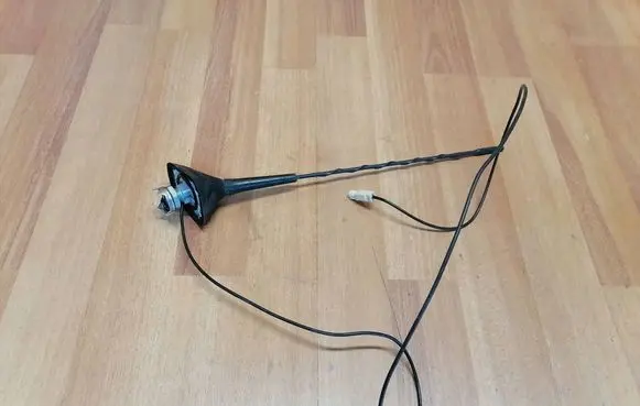 Renault Megane III Radio antenna 