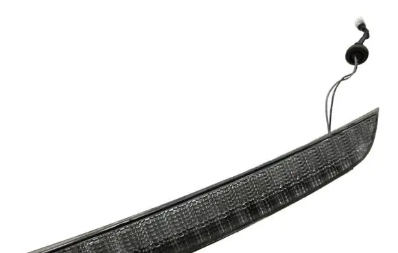 Mitsubishi Outlander Third/center stoplight P5631 135V32W