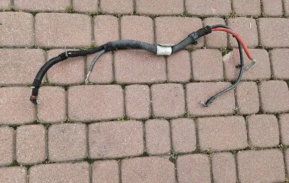 Opel Adam Wires (generator/alternator) 13357091-