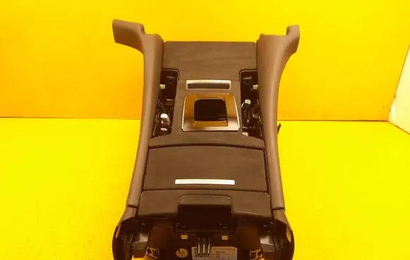 Citroen ID-DS Serie Center console 9829892777