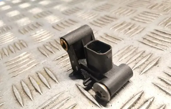 BMW 5 E60 E61 Airbag deployment crash/impact sensor 6977398