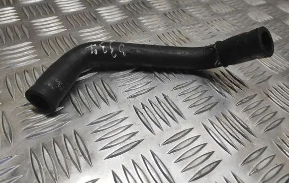 Toyota Avensis T250 Engine coolant pipe/hose 7M3121109M