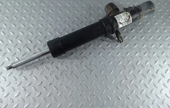 BMW X7 G07 Front shock absorber/damper 37106869035 G07V29N 6869035