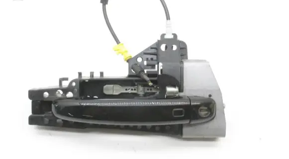 Audi A5 8T 8F Front door exterior handle 8T0837886