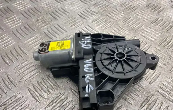 Volvo V60 Front door window regulator motor 966264101