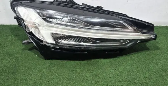 Volvo S60 Headlight/headlamp 22025906