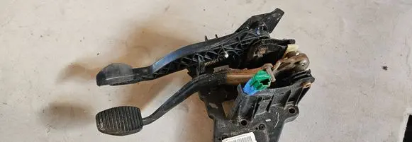 Peugeot 508 Pedal assembly 9666871580 9670832080