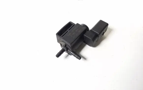 Audi Q5 SQ5 Turbo solenoid valve 037906283C
