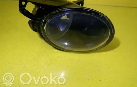Volkswagen PASSAT B6 Front fog light 27129400