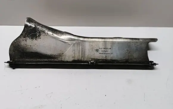 BMW 5 F10 F11 Heat shield in engine bay 7185204 24640010