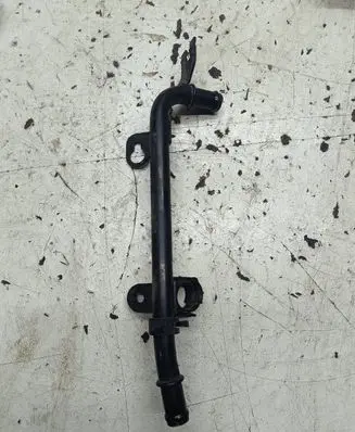 Volkswagen Touareg II Coolant pipe/hose 