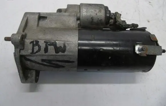 Citroen Berlingo Starter motor 1005821815