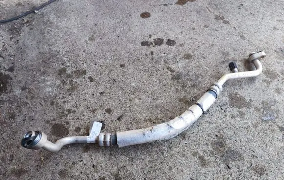 Chrysler 300 - 300C Air conditioning (A/C) pipe/hose 04596486AE