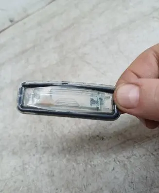 Ford Focus Number plate light 13550