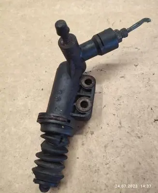Mazda 6 Clutch slave cylinder GS1J41920