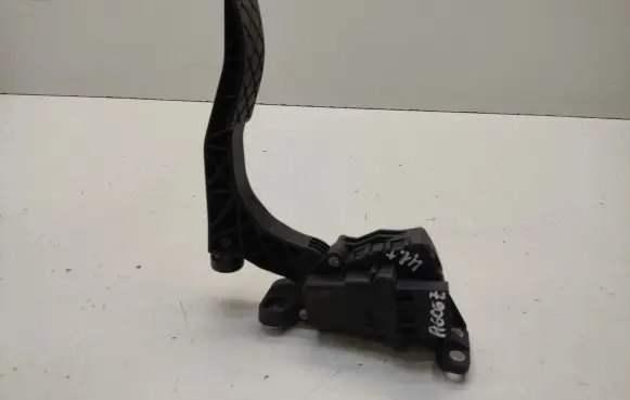Audi A6 S6 C6 4F Accelerator throttle pedal 4F1723523B 4F1723523