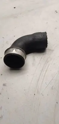 Volkswagen Polo IV 9N3 Intercooler hose/pipe 6q0145838N