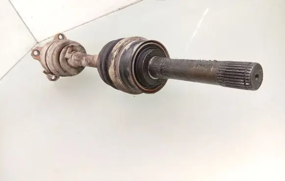 Mitsubishi L200 Front driveshaft 