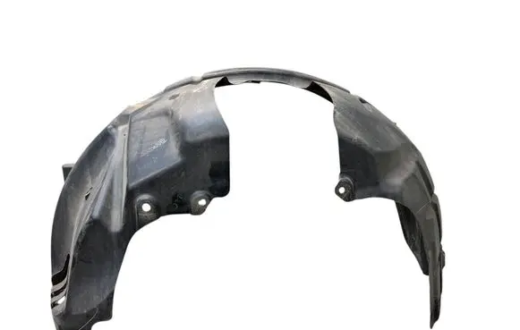 Front wheel arch liner splash guards