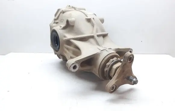 BMW 5 F10 F11 Rear differential 7584452