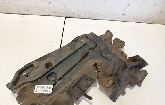 Peugeot 207 Engine splash shield/under tray 9680057280