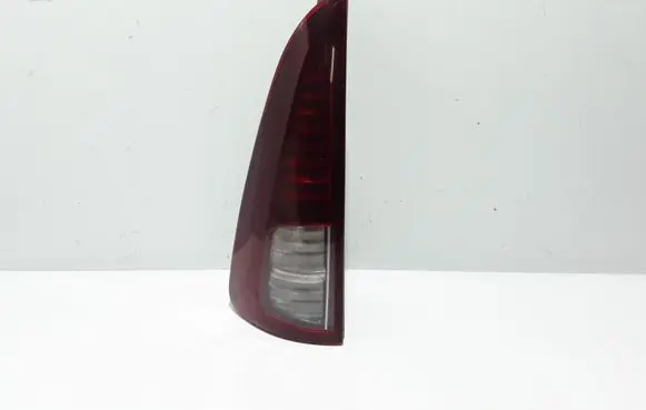 Renault Espace - Grand espace IV Rear/tail lights 8200394722