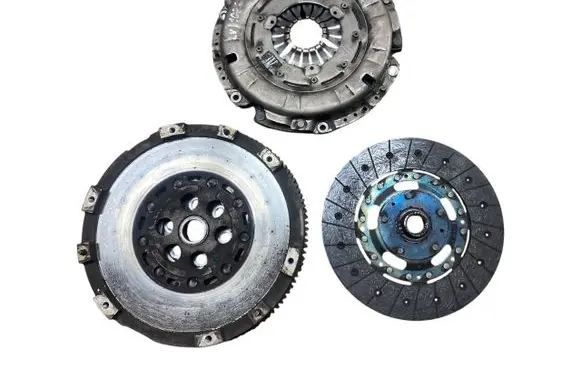 Chevrolet Captiva Clutch set kit C496980049 Z496899522 96899522