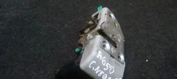 Chrysler Neon I Front door lock