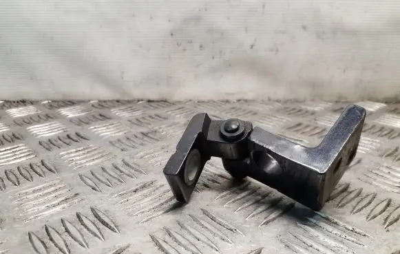Seat Leon (1P) Rear door upper hinge 5P0833401C