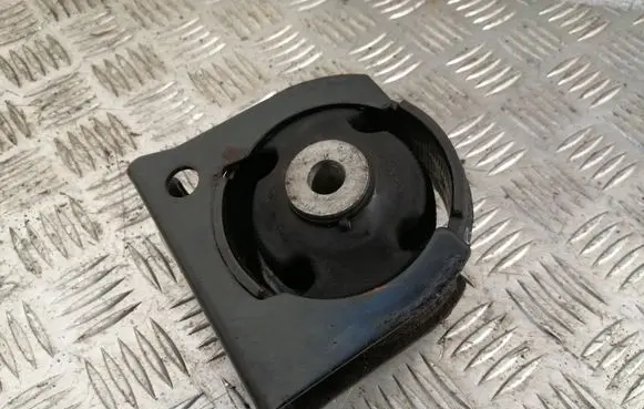 Toyota Auris 150 Engine mount bracket 123610R020