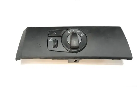 BMW 5 E60 E61 Light switch 6988553 33295401 09051064187