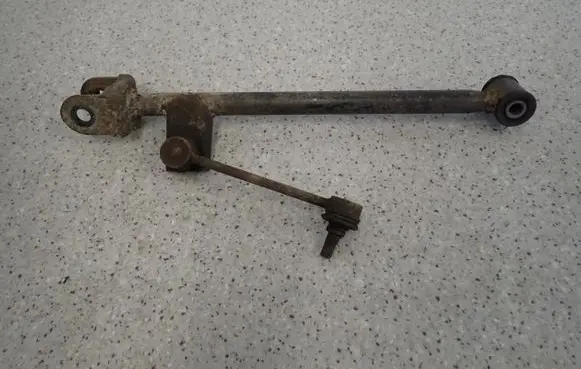 Suzuki Liana Rear suspension control arm 