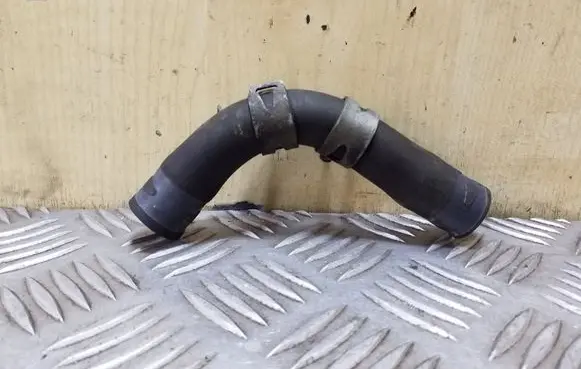 Breather/breather pipe/hose