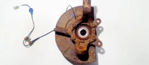 Suzuki Grand Vitara II Front wheel hub