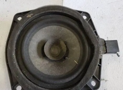 Mitsubishi Colt Front door speaker MN141417 NE66401