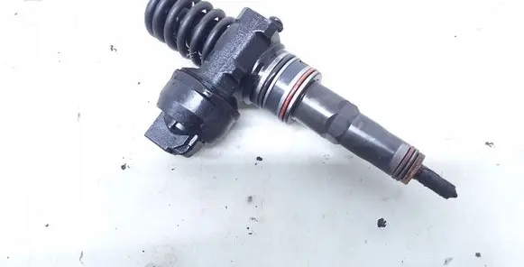 Volkswagen Sharan Fuel injector 038130073AK 0414720038