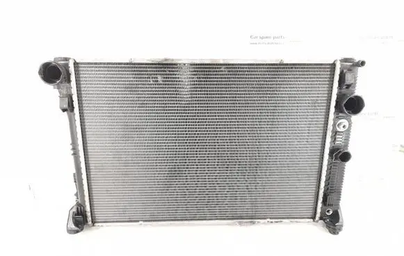 Mercedes-Benz C W204 Coolant radiator 2045003703 2045003603