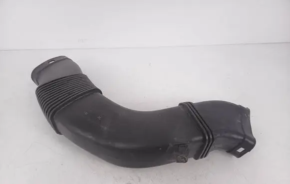 BMW 5 F10 F11 Air intake duct part 8513454