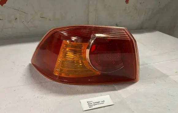 Mitsubishi Lancer Evolution Rear/tail lights