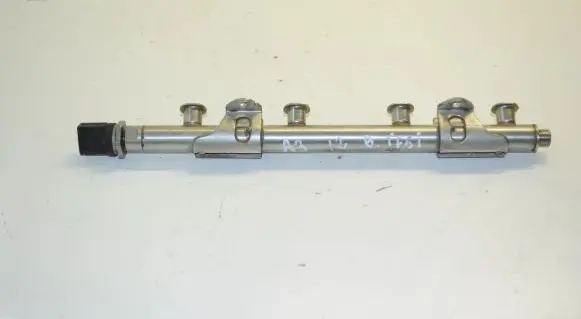 Audi A3 S3 8V Fuel main line pipe