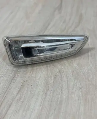 Opel Astra K Front fender indicator light 13491089 361531665
