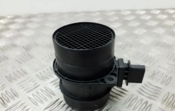 Audi A4 S4 B8 8K Mass air flow meter 0281002735 03G906461C