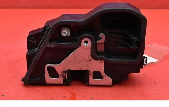 BMW 7 F01 F02 F03 F04 Front door lock 7229461