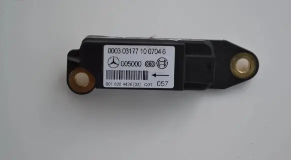 Mercedes-Benz C W203 Airbag deployment crash/impact sensor 0003031771007046
