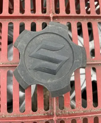 Suzuki Grand Vitara II Original wheel cap