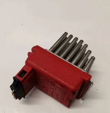 Audi TT Mk1 Heater blower motor/fan resistor 1J0907521