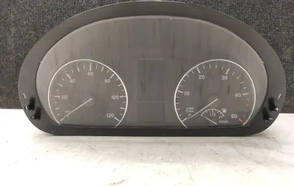 Mercedes-Benz Sprinter W906 Speedometer (instrument cluster) A9069005102 A9069025201 A9069013501