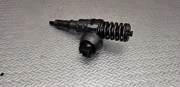 Ford Galaxy Fuel injector 038130073AK