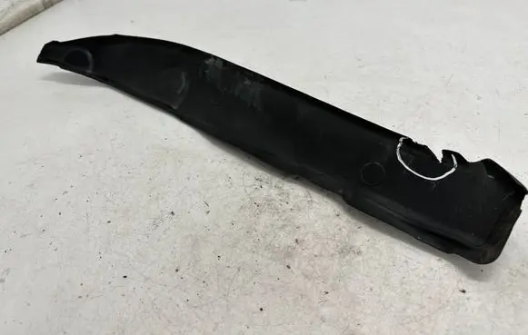 Fender end trim