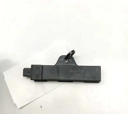 BMW 3 G20 G21 Keyless system antenna 6832065